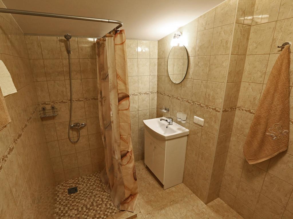 Juro Guest House Siauliai  Bagian luar foto