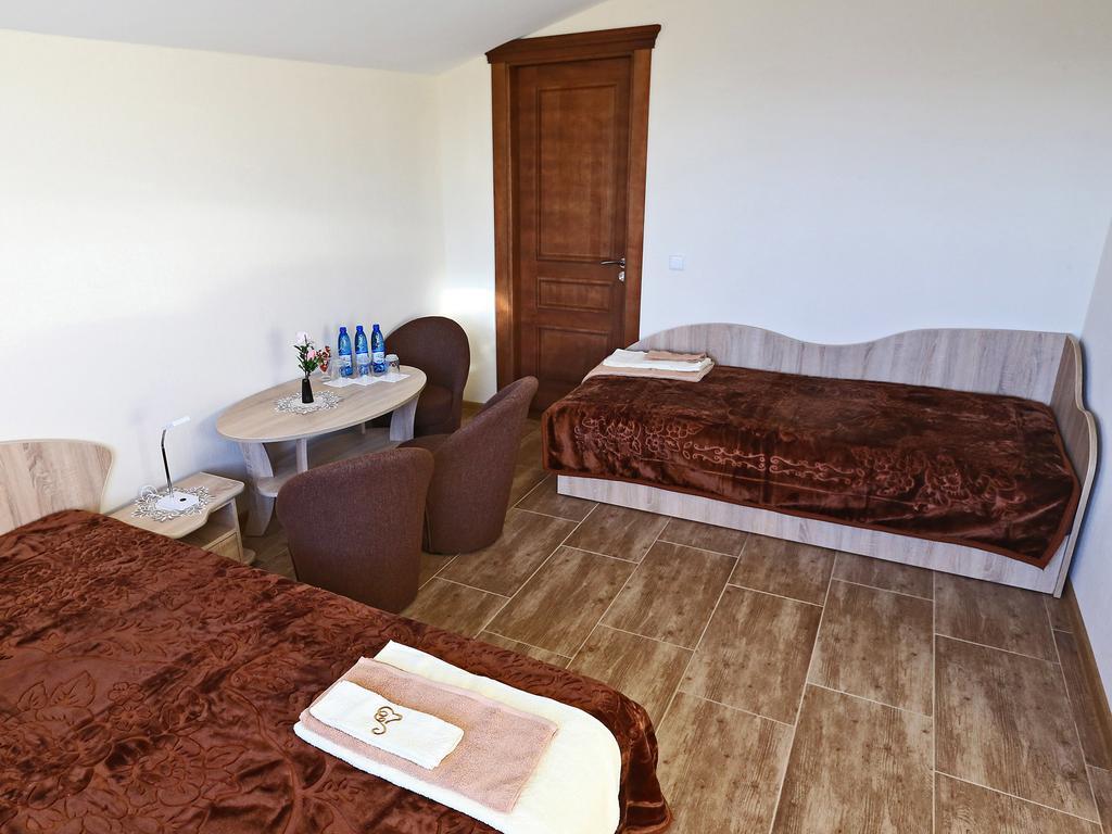 Juro Guest House Siauliai  Bagian luar foto