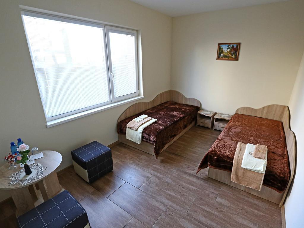 Juro Guest House Siauliai  Bagian luar foto